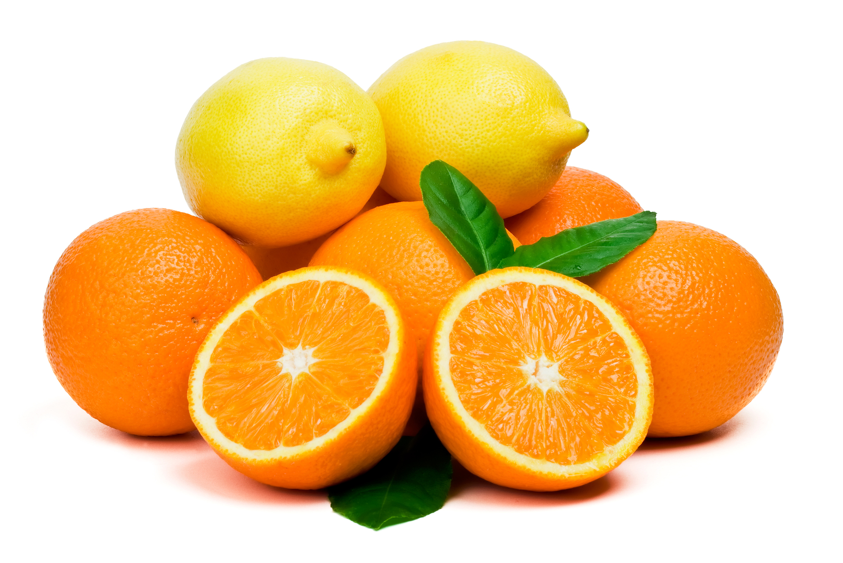 غزلان مكوار تقدم مقشر فيتامين c بالبرتقال والليمون ينعم و يخفف البقع السوداء