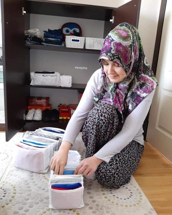 سيدة تركية تثير اعجاب النشطاء بتنظيمها الراقي لمنزلها