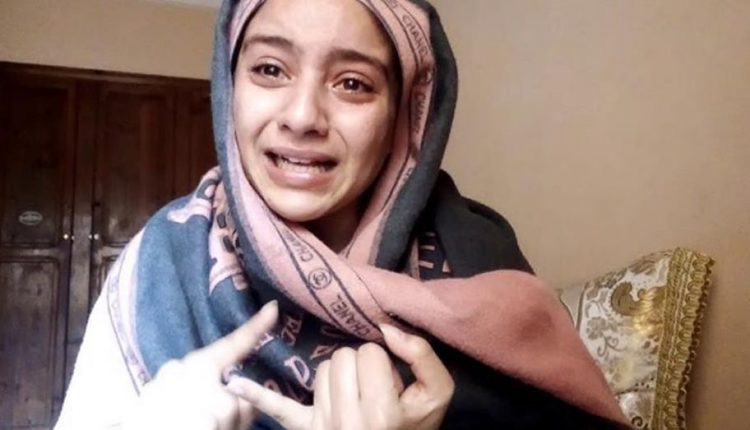 دموع حارقة لشابة توفيت والدتها الموظفة وحرمت هي وشقيقتها من المعاش بالدار البيضاء