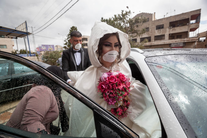 قضى 16 سنة في السجن..الأسير إسحق يتزوج رغم أزمة كورونا بعد اعتناقه الحرية في القدس