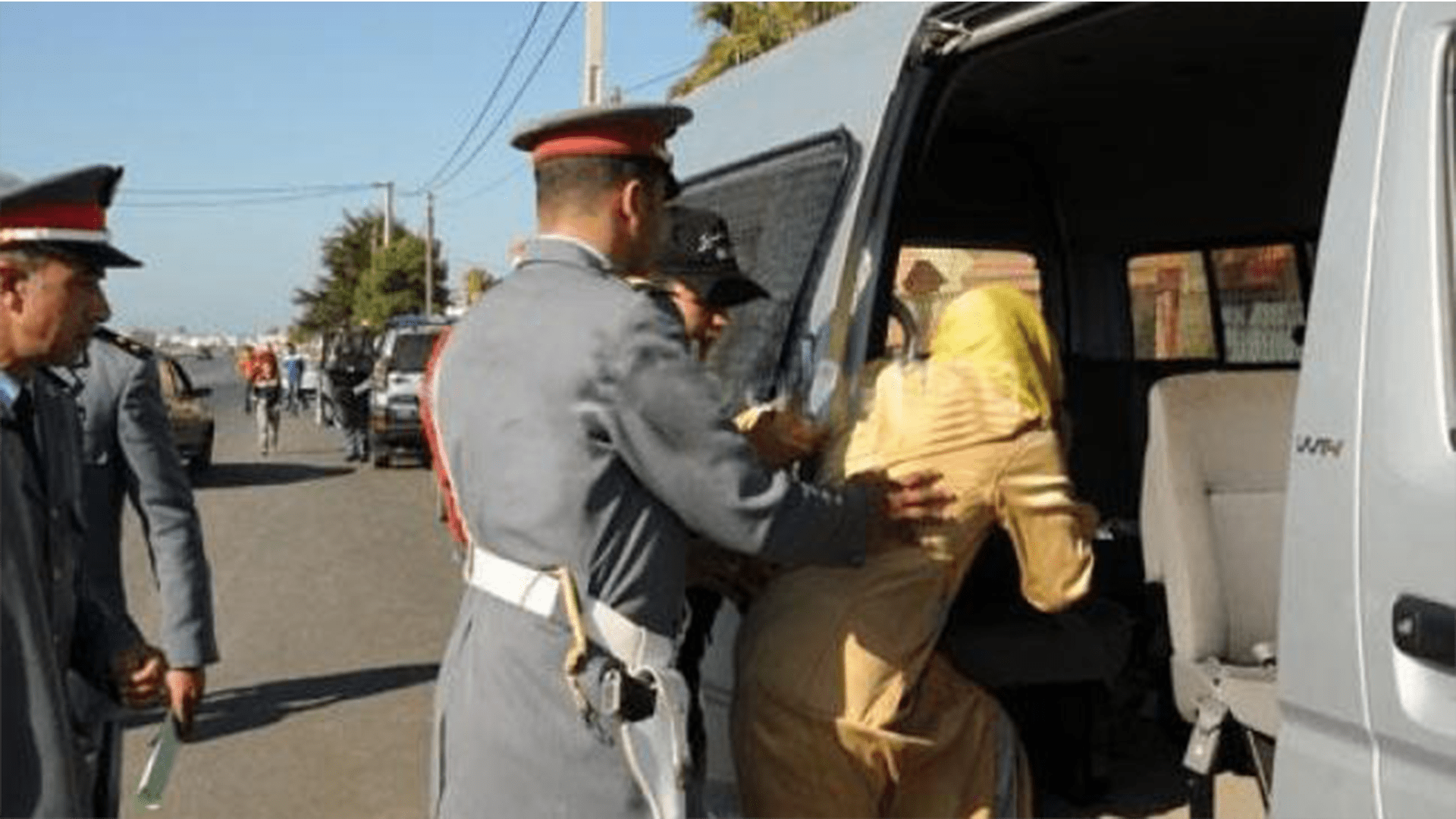 اعتقال الزوجة التي عنفت ربيبها الطفل من ذوي الإحتياجات الخاصة في طنجة