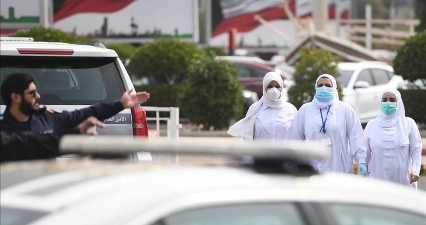 وفاة طبيبة حامل في شهرها الثامن بفيروس كورونا يثير غضبا واسعا في الجزائر