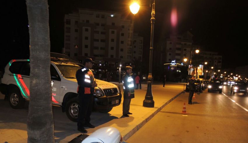 السلطات المغربية تقرر رفع "حظر التنقل الليلي" بعد عيد الفطر