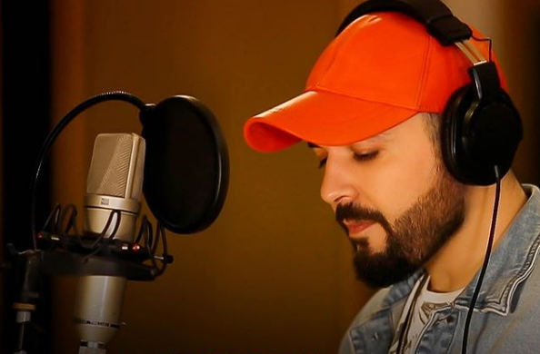 الدوزي يصدر كوفر لاغنية “نديرك أمور” أشهر أغاني الشاب نصرو