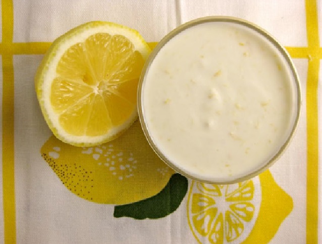 دهنة الحليب والليمون لتبييض الوجه ونضارة البشرة