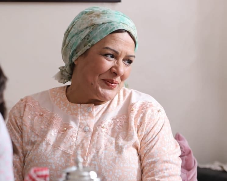 الممثلة حسناء طمطاوي تكشف لأول مرة أنها تحترف الغناء منذ عشرين سنة