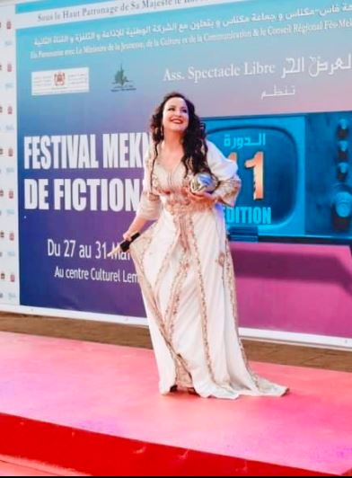 ماجدة بنكيران الممثلة المغربية المولعة بالكلمة و الكتابة التي اختارت حياة العزوبية