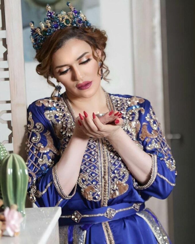 اطلالات نرجس الحلاق الجميلة بتكشيطة العروس المغربية