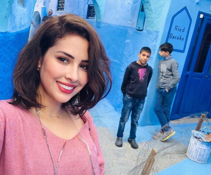 صور ابتسام العروسي الممثلة المغربية رفقة زوجها السابق و ابنها الوحيد