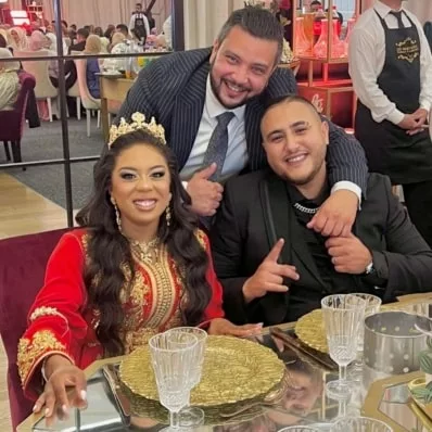خولة مجاهد تحتفل بزفافها على مدير أعمالها بحضور الأصدقاء و الأقارب