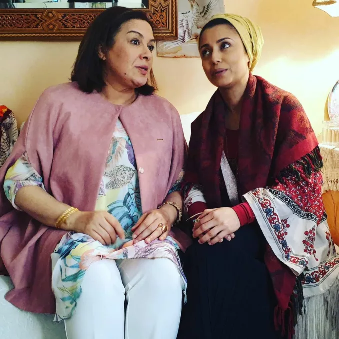صور هاجر كريكع الممثلة المغربية رفقة زوجها و ابنها