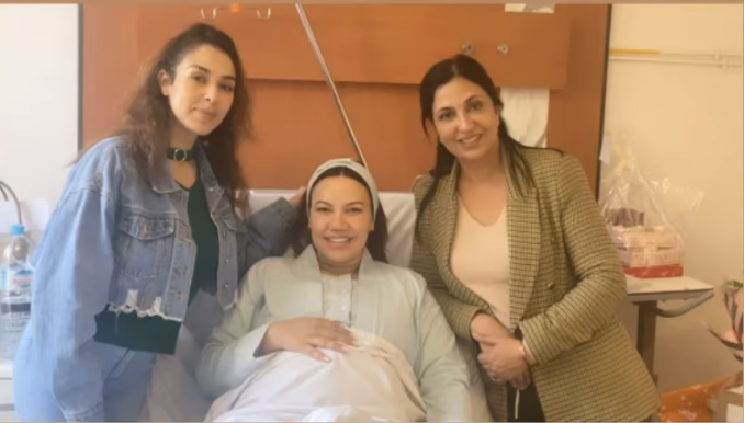 حسناء مومني تنشر صورة مع مولودتها الجديدة و اسمها و الفنانين و المشاهير المغاربة يهنؤونها