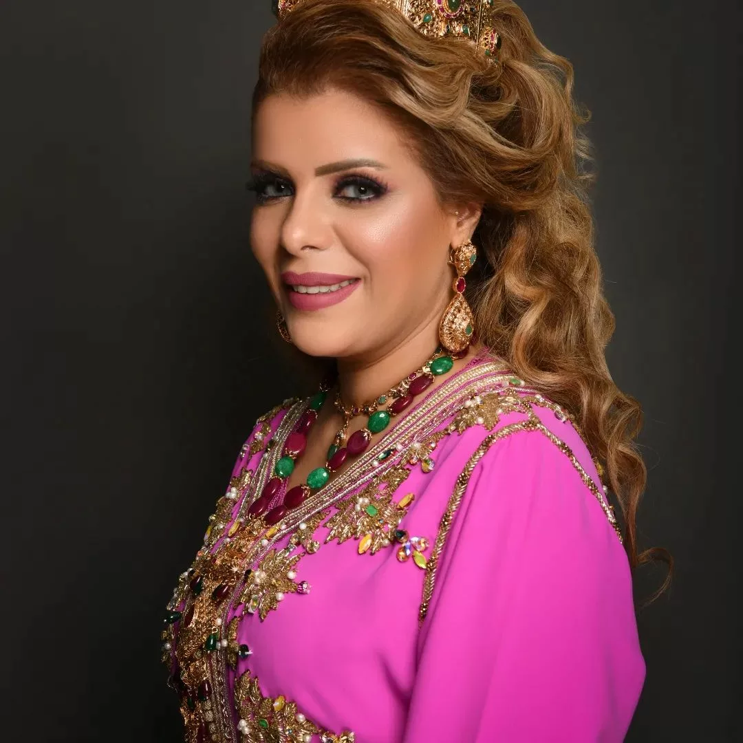 إطلالات بشرى إيجورك صاحبة البرتقالة المرة بالأزياء التقليدية المغربية