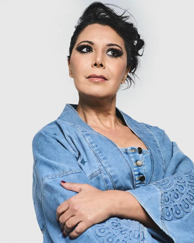 منى فتو الفنانة المحبوبة من انتاج الزمن الجميل