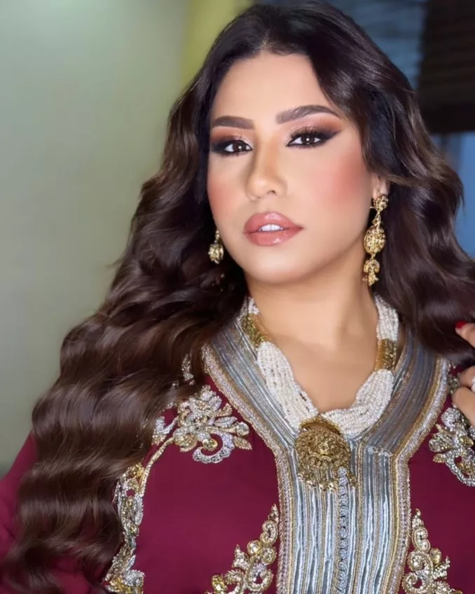 اطلالات مختلفة للفنانة هدى سعد بالقفطان المغربي