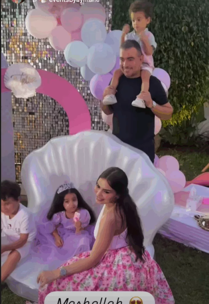 صفاء حبيركو توثق احتفالها بعيد ميلاد توأمها بمشاركة البشير عبدو