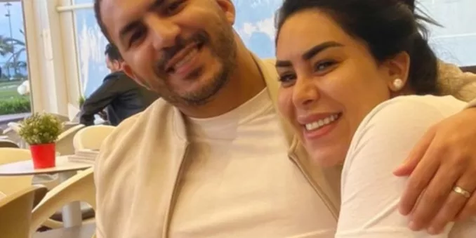 نجاة الرجوي تشارك صورة مع شقيقها: خويا قطعة من قلبي