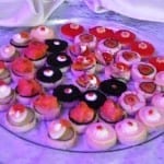 بوفيه و كعكة زفاف وحلويات زفاف دنيا باطما ومحمد الترك بالصور