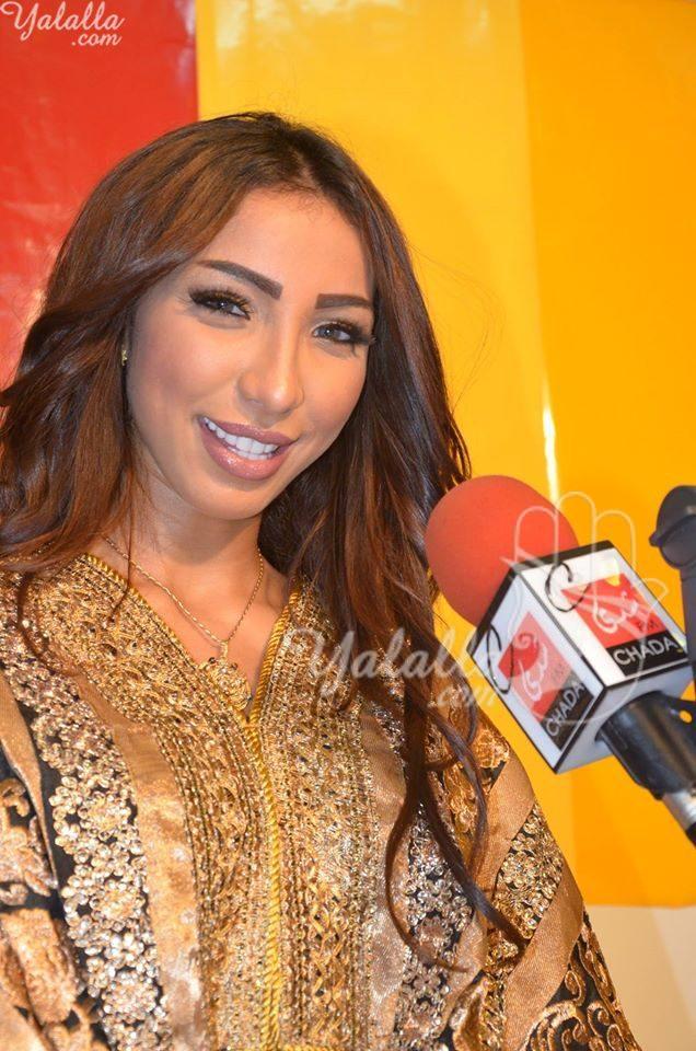 دنيا باطمة بالمغرب, ضيفة سهرة على chada Fm 10497858_939701719389112_2093736213890036927_o