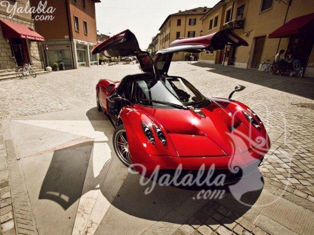 زوكربيرغ يشتري سيارة فاخرة بفلوس الفايسبوكيين (صور) 9c8e3ea7-007f-47b8-b6cf-a82b6aaf9dd6_4x3_690x515-640x479