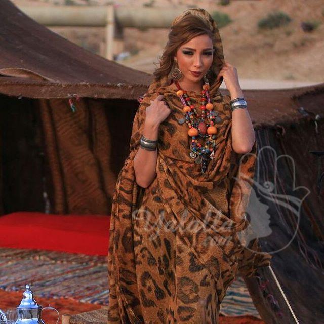 دنيا باطما بالزي الصحراوي في "المغرب مغربنا"