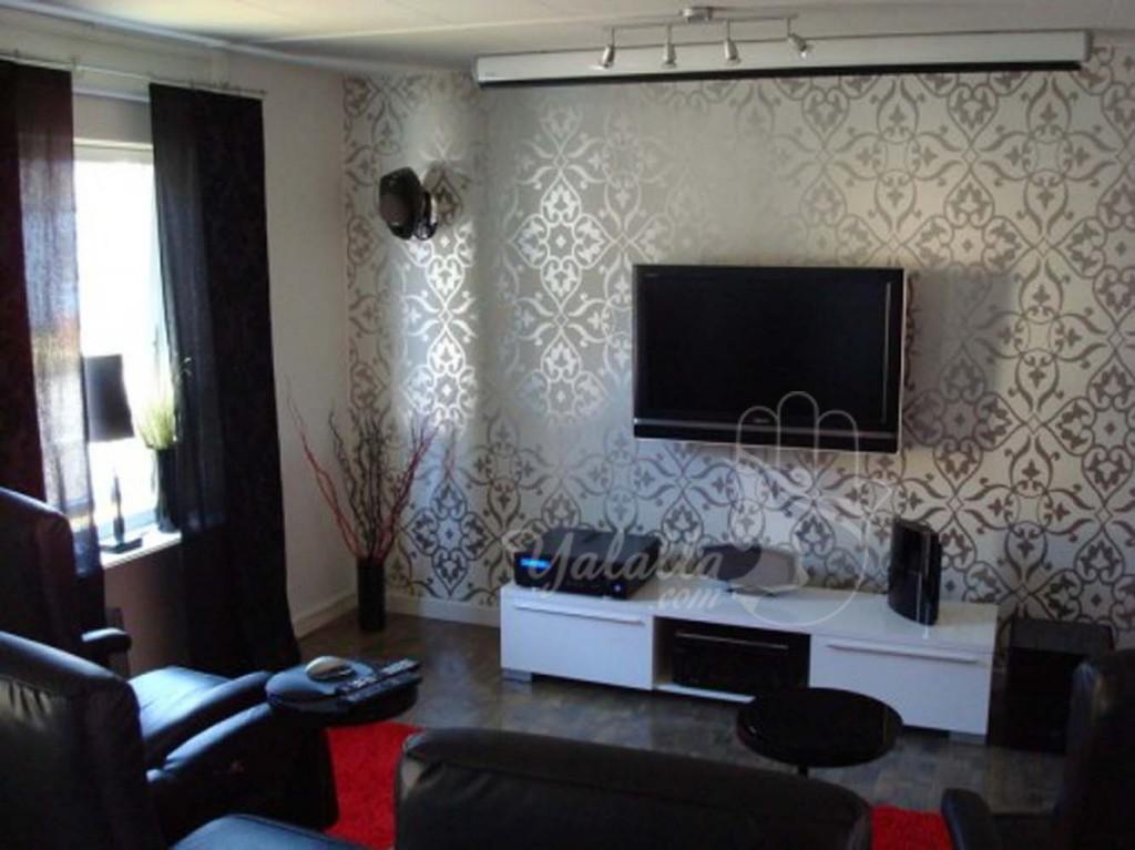 living-room-with-tv-design-decor-ideas-with-floral-patterned-