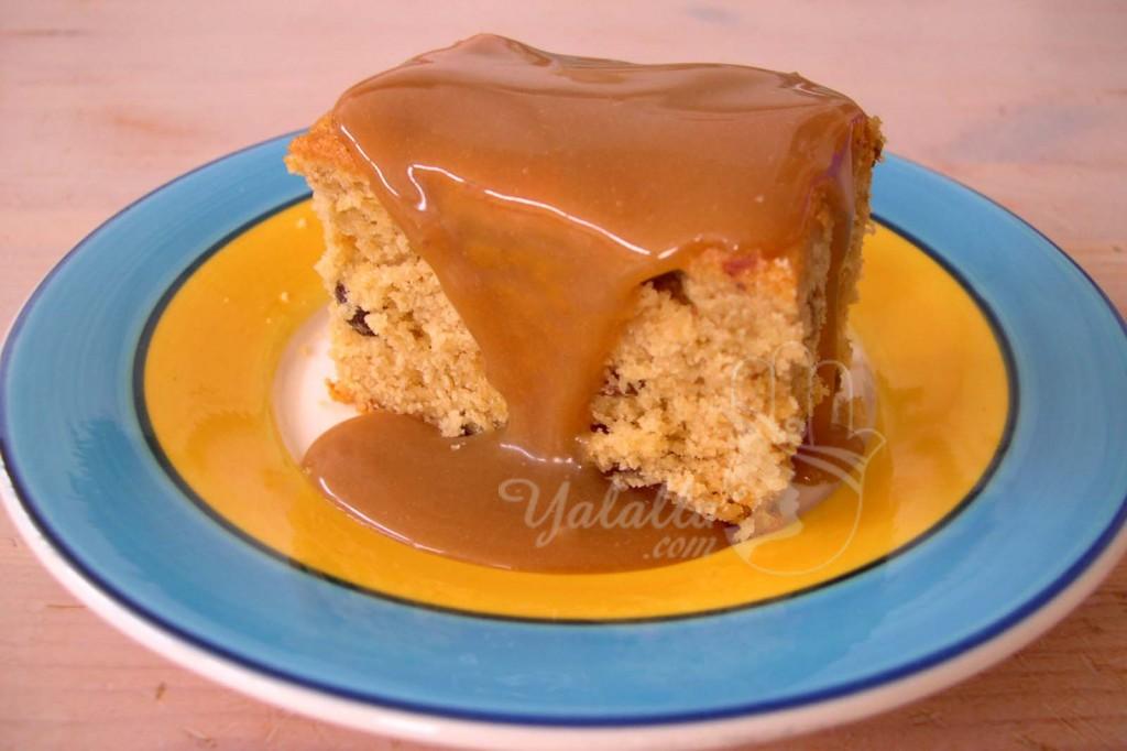 treacle_sqaure_with_butterscotch_sauce
