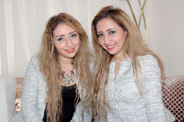 جلسة تصوير لهناء و صفاء في مجلة لالة فاطمة_فيديو