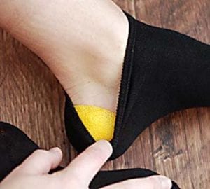 علاج سريع لتشقّقات كعب القدمين remede_rapide_talons_fendilles4 (1)