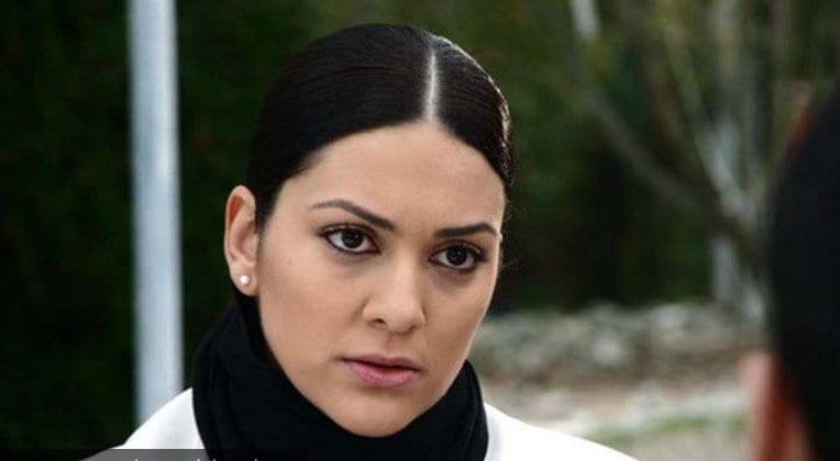 هذا هو سر رشاقة الممثلة التركية بيرغوزار كوريل المشهورة بالقاضية فريدة