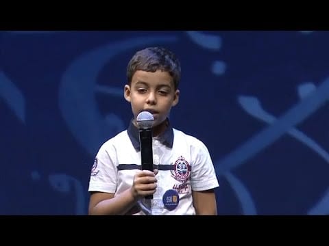 الطفل الجزائري الذي حير لجنة التحكيم و كل من سمعه و تحدى 3 مليون متسابق في تحدي القراءة العربية 2016