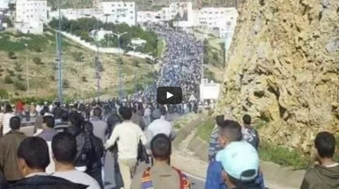 بالفيديو...مظاهرة حاشدة بالحسيمة احتجاجا على وفاة “محسن” بائع السمك