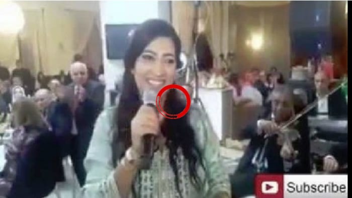 بالفيديو: دنيا بوطازوت في عرس مغربي كما لم تروها من قبل...زين وتبابة وصوت يا سلام