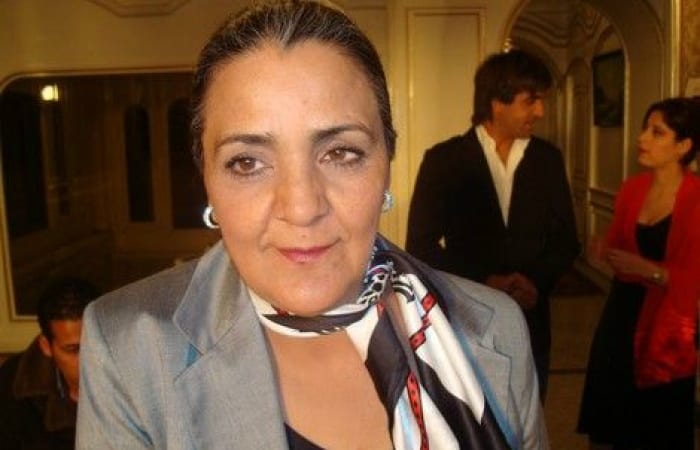 إطلالة أنيقة للفنانة فاطمة هراندي "راوية" بالقفطان المغربي بمراكش