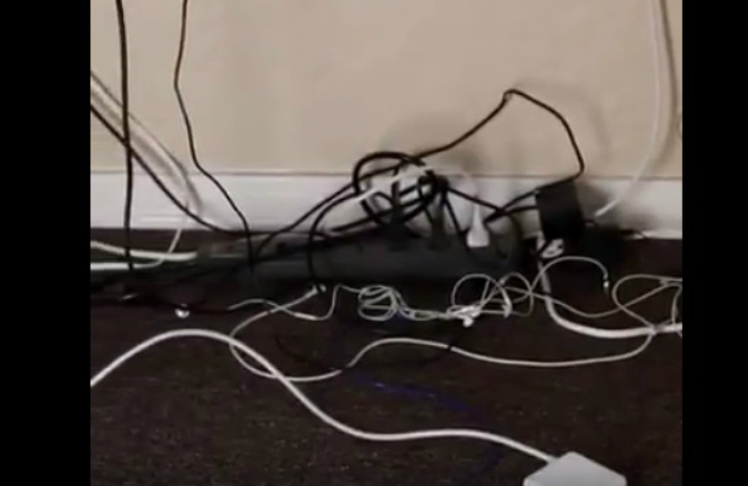 بالفيديو..طريقة ذكية للتخلص من الأسلاك الكهربائية المبعثرة في منزلك