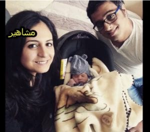 الفنانة نبيلة معان تظهر طفلها للإعلام لأول مرة مع زوجها عازف الغيثار...صور حصرية