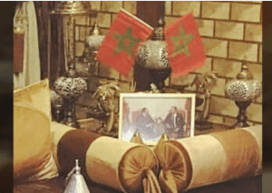 صور جديدة من قلب منزل دنية بطمة الفخم و الفاخر و صورة الملك محمد السادس و علم المغرب دائما حاضرة!!