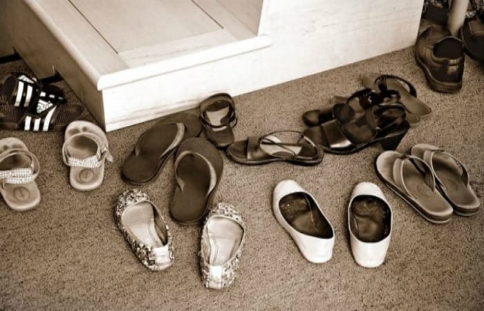 طرق رائعة وذكية لترتيب الأحذية بكل أناقة في منزلك