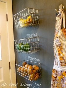 اليك بعض الحلول الرااائعة لتخزين الخضر و الفواكه في مطبخك بشكل أنيق