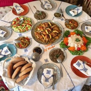بمناسبة رمضان اليك أجمل الموائد المغربية متنوعة و كلها تاويل