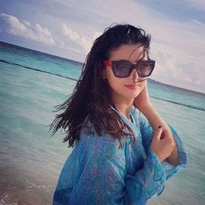 بالصور...الاعلامية المغربية مريم سعيد تستمتع بعطلة خيالية في جزر المالديف