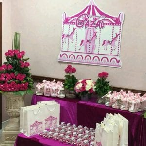 باللون الوردي و الفوشيا تزينت غرفة استقبال غزل الترك ابنة دنيا بطمة....صور