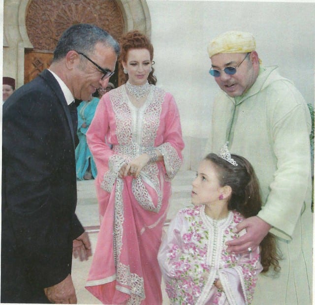 أميرة القصر الملكي الصغيرة لالة خديجة في أروع اطلالاتها بالقفطان المغربي