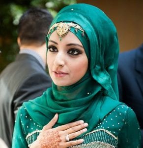 تميزي في المناسبات والأعراس بآخر صيحات الحجاب واللفات العصرية التي تناسبك ...روووعة!!