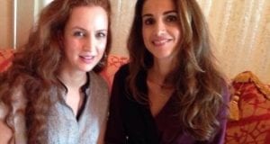 بالصور والفيديو: هذه أروع الإطلالات التي جمعت الأميرة لالة سلمى بالملكة رانيا..أناقة دايزها الكلام!!