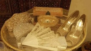 بالصور هدية عروس جزائرية... هل من شبه في التقاليد ؟؟