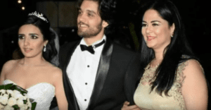 نجمات تزوجن بشباب أصغر منهن إحداهن بفارق 30 عاما...اخرهن سمية الخشاب بفارق 15 عاما نجمات تزوجن بشباب أصغر منهن إحداهن بفارق 30 عاما...اخرهن سمية الخشاب بفارق 15 عاما