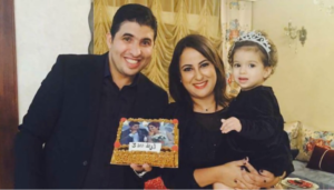 بمناسبة عيد زواجهما الثالث...صور جديد للاعلامية الجميلة ايمان أغوتان و زوجها وابنتها