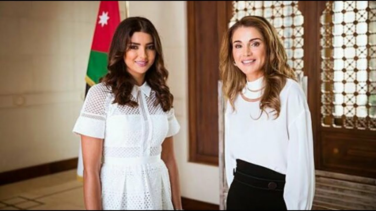 الملكة رانيا تفاجى الاعلامية المغربية مريم السعيد بهدية خاصة بمناسبة شهر رمضان