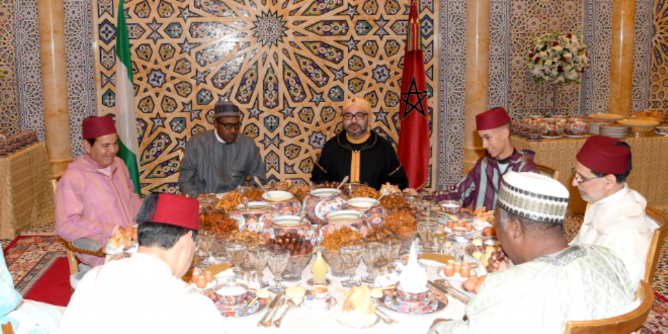 الملك محمد السادس يفاجئ الشعب المغربي بنحافة ملحوظة في اخر ظهور له رفقة ولي العهد